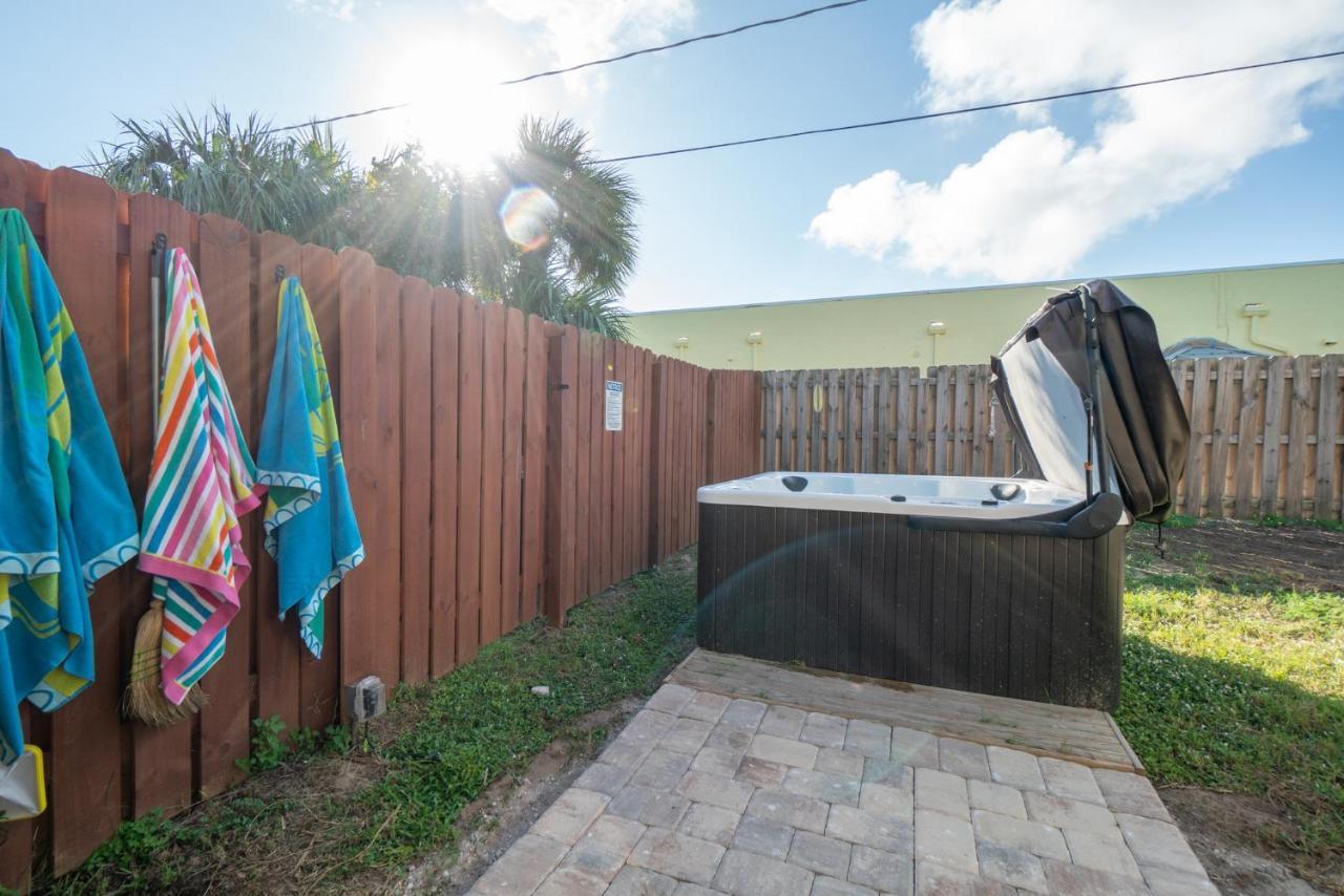 Sunset Serenity - 3Br Beach Townhome With Outdoor Patio - New Hot Tub, Steps To Ocean Fun! Мельбурн Экстерьер фото